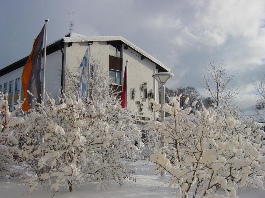Haus Chiemgau - Kolping-Familienhotel Тайзендорф Екстериор снимка